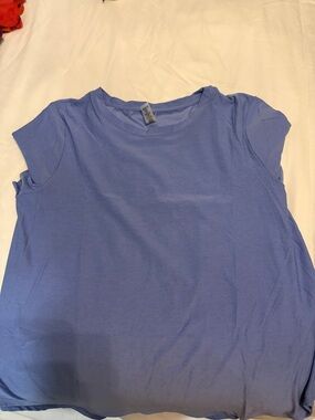 Beyond Yoga Short-Sleeve Crewneck Tee in Periwinkle Blue
